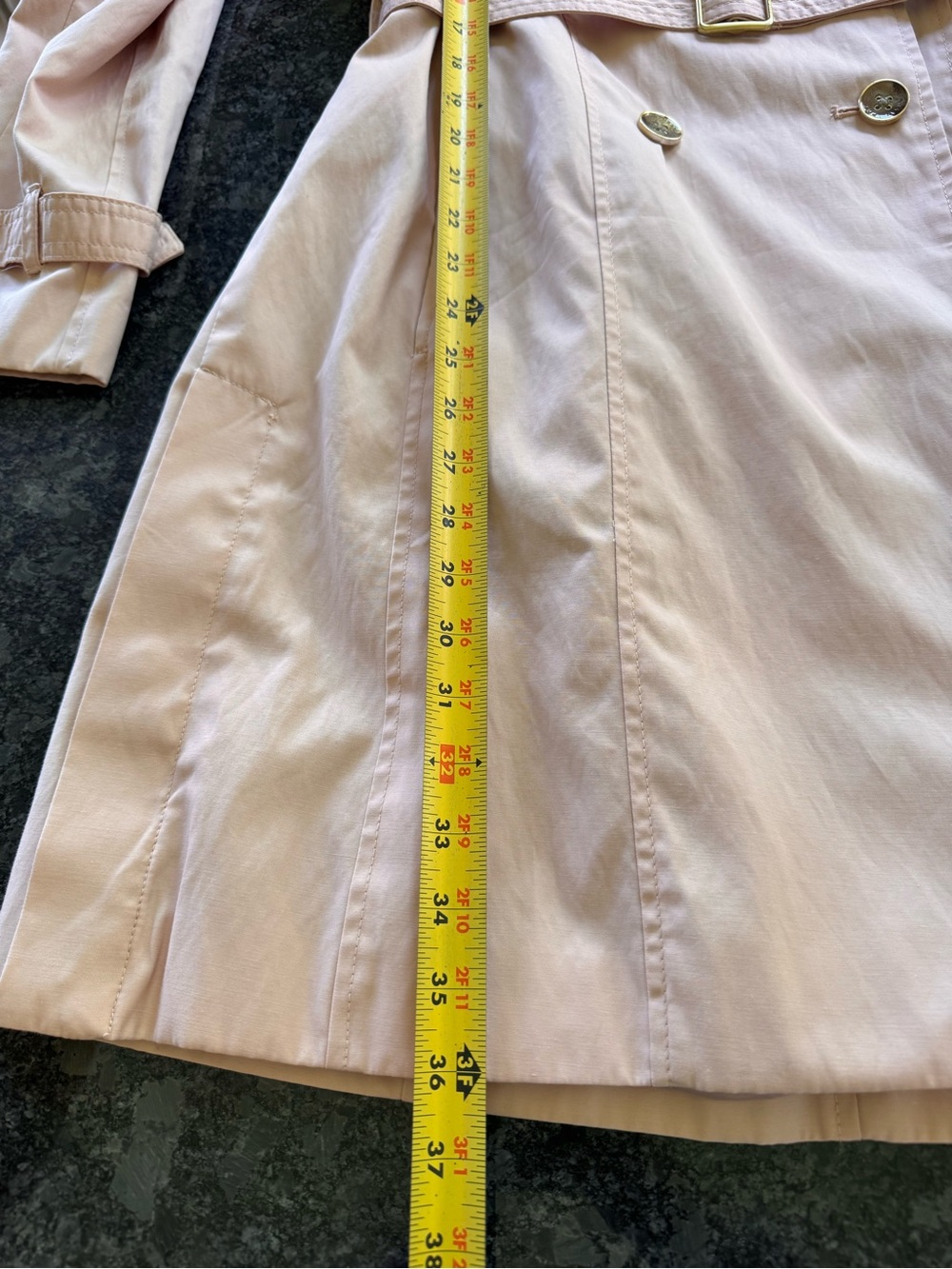 ๐ COLE HAAN Blush Pink Trench Coat with Belt & Removable hood. LIKE NEW Large - Picture 8 of 10
